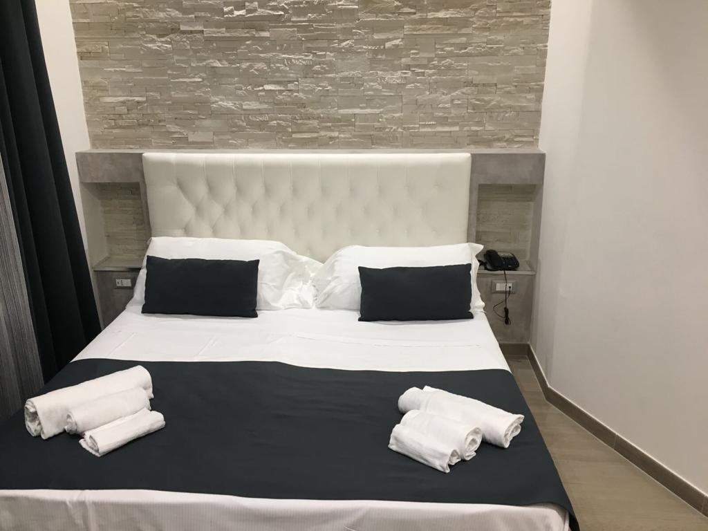 Hotel Patria Rome Bagian luar foto